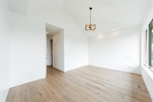 2028 36 Street Sw, Calgary, AB - Indoor Photo Showing Other Room