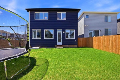 114 Corner Meadows Grove Ne, Calgary, AB 