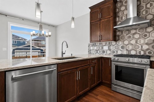 62 Evansfield Green Nw, Calgary, AB - Indoor Photo Showing Kitchen With Stainless Steel Kitchen