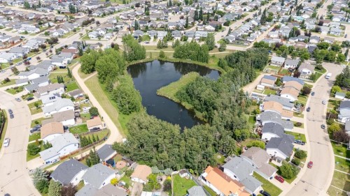 5446 Vista Trail, Blackfalds, AB 