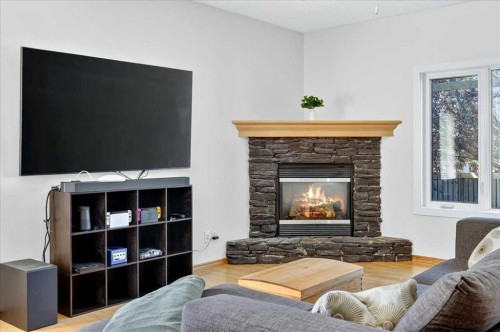 121 Springmere Road, Chestermere, AB 