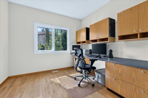 121 Springmere Road, Chestermere, AB 