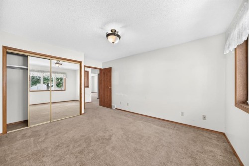 3 Parklane Place, Strathmore, AB - Indoor Photo Showing Other Room