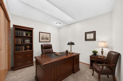 3 Parklane Place, Strathmore, AB - Indoor Photo Showing Office