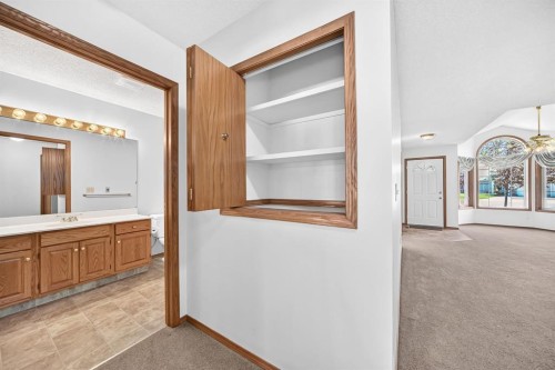 3 Parklane Place, Strathmore, AB - Indoor