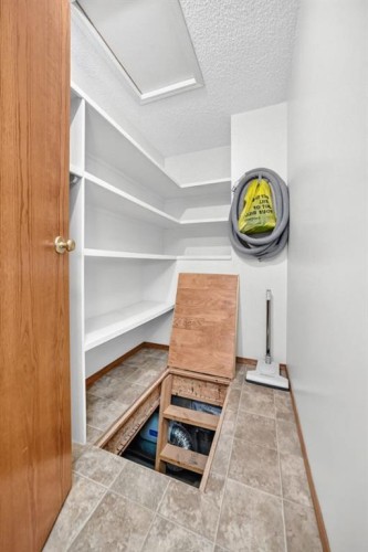 3 Parklane Place, Strathmore, AB - Indoor Photo Showing Other Room
