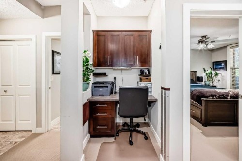 113-201 Sunset Drive, Cochrane, AB - Indoor