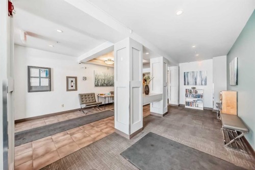 113-201 Sunset Drive, Cochrane, AB - Indoor Photo Showing Other Room