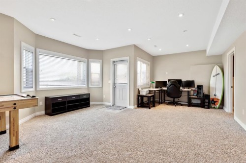 148 Hillcrest Boulevard, Strathmore, AB 