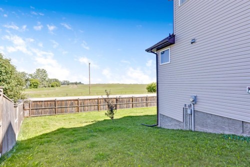 148 Hillcrest Boulevard, Strathmore, AB 