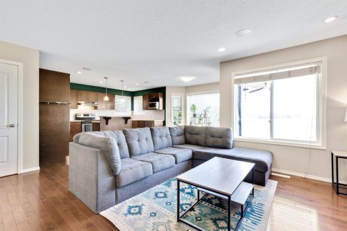 148 Hillcrest Boulevard, Strathmore, AB 