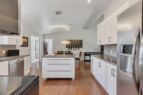 10219 7 Street Sw, Calgary, AB 