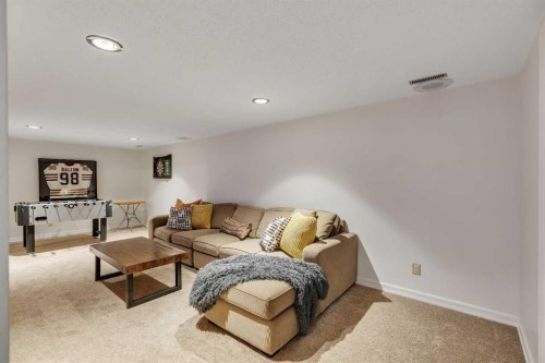 10219 7 Street Sw, Calgary, AB 