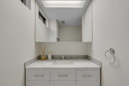 10219 7 Street Sw, Calgary, AB 