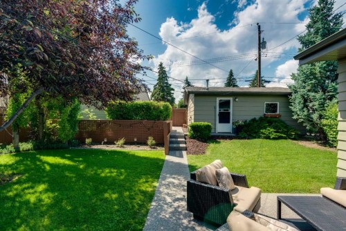10219 7 Street Sw, Calgary, AB 