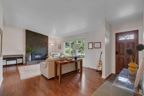 10219 7 Street Sw, Calgary, AB 