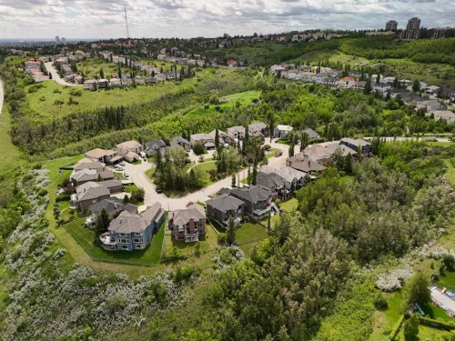 70 Patterson Close Sw, Calgary, AB 