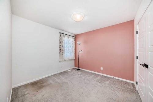 91 Walcrest Way Se, Calgary, AB 