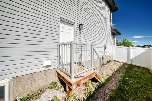 91 Walcrest Way Se, Calgary, AB 