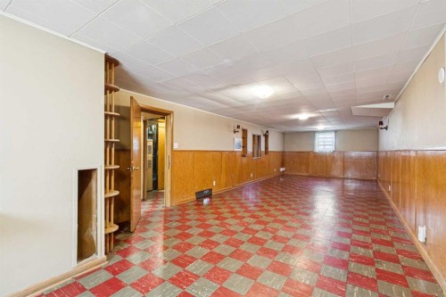 3103 13 Avenue Sw, Calgary, AB - Indoor