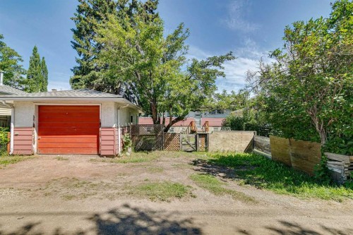 3103 13 Avenue Sw, Calgary, AB - Outdoor