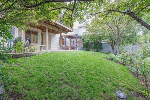 210 Mt Douglas Court Se, Calgary, AB 
