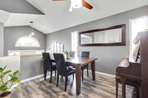 209 Coventry Circle Ne, Calgary, AB 
