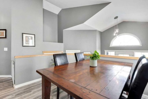209 Coventry Circle Ne, Calgary, AB 