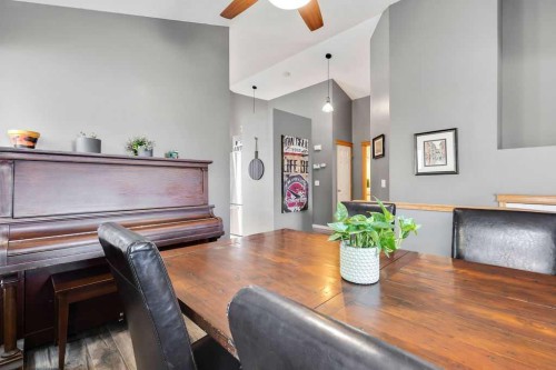 209 Coventry Circle Ne, Calgary, AB 