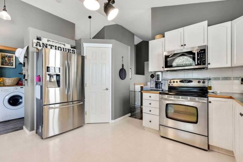 209 Coventry Circle Ne, Calgary, AB 