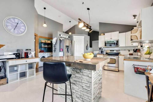 209 Coventry Circle Ne, Calgary, AB 