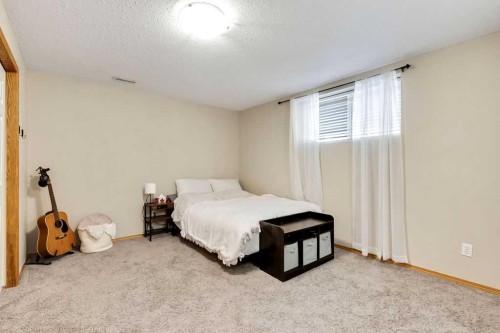 209 Coventry Circle Ne, Calgary, AB 