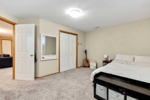 209 Coventry Circle Ne, Calgary, AB 