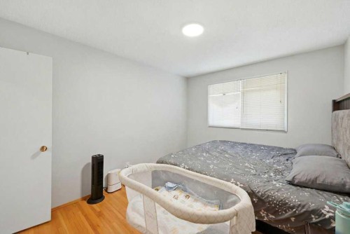 2415 Vista Crescent Ne, Calgary, AB - Indoor Photo Showing Bedroom