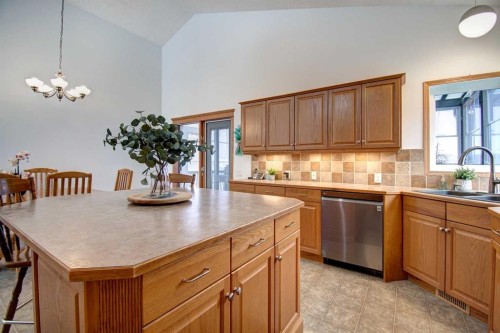 49 Thornfield Close Se, Airdrie, AB - Indoor Photo Showing Other Room