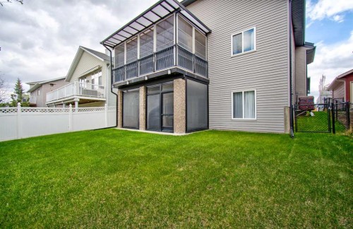 49 Thornfield Close Se, Airdrie, AB - Outdoor