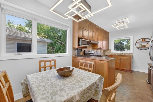 3723 2 Street Nw, Calgary, AB 