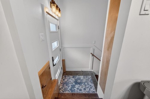 3723 2 Street Nw, Calgary, AB 