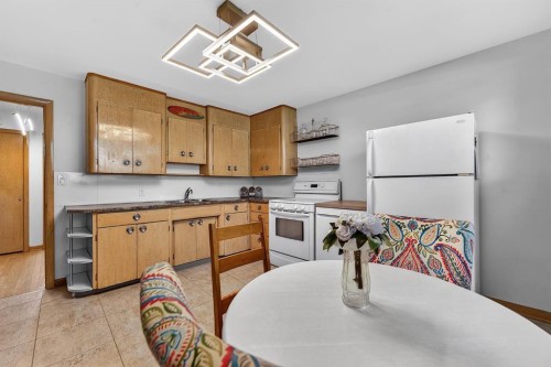 3723 2 Street Nw, Calgary, AB 