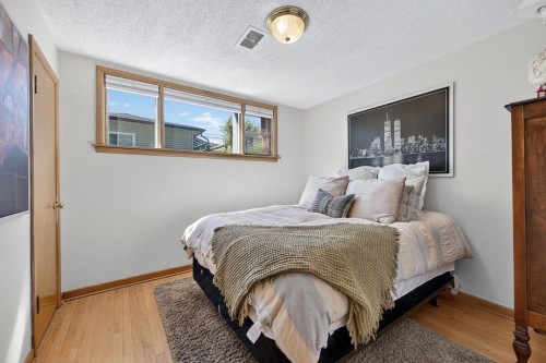 3723 2 Street Nw, Calgary, AB 