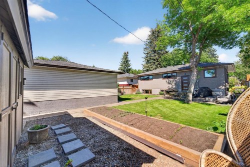 3723 2 Street Nw, Calgary, AB 
