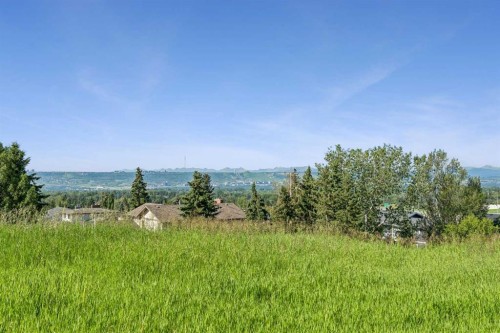 31 Edgehill Bay Nw, Calgary, AB - Outdoor With View