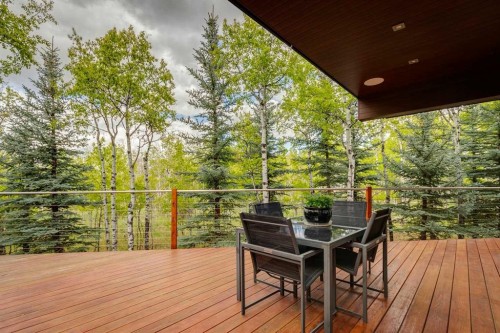 25 Posthill Drive Sw, Calgary, AB 