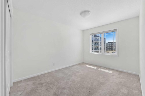 40 Carringham Gate Nw, Calgary, AB - Indoor Photo Showing Other Room