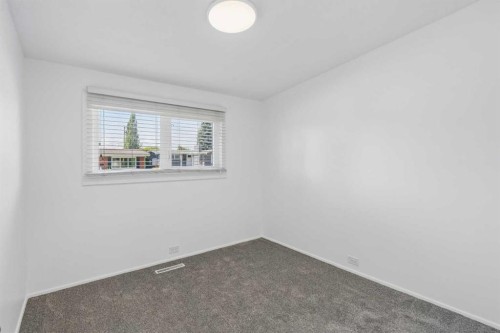 916 Mayland Drive Ne, Calgary, AB 
