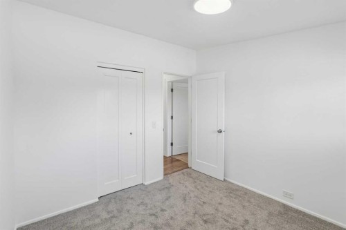 916 Mayland Drive Ne, Calgary, AB 
