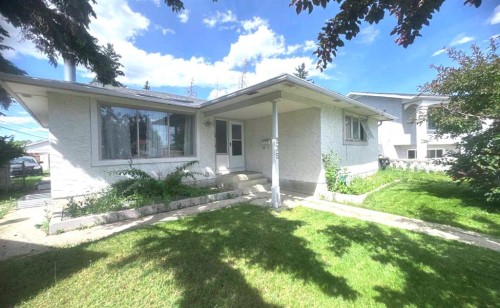 235 Penbrooke Close Se, Calgary, AB 
