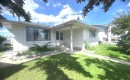 235 Penbrooke Close Se, Calgary, AB 