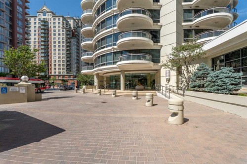 804-1088 6 Avenue Sw, Calgary, AB - Outdoor