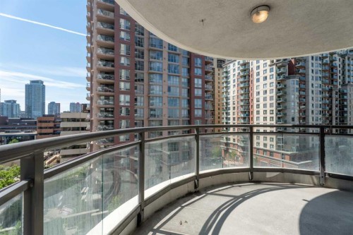 804-1088 6 Avenue Sw, Calgary, AB - Outdoor